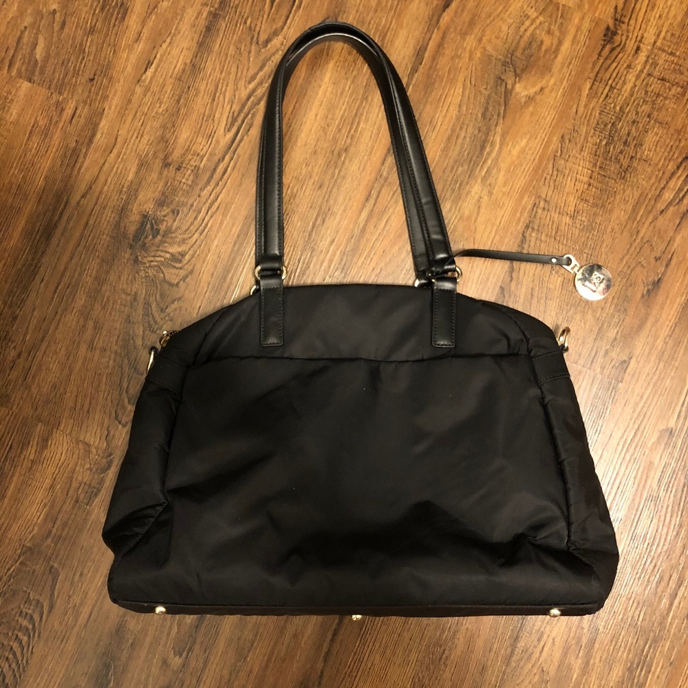 Lo & Sons OMG Black Overnight Bag